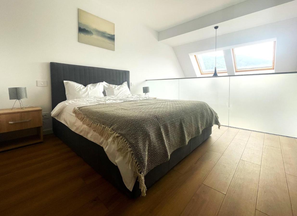Walter 20 Penthouse W. Private Parking *